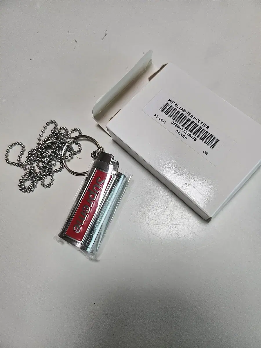 슈프림 SUPREME Metal Lighter Holster 팝니다